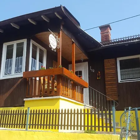 Ferienhaus am Traumpfad Hatzenport Exterior foto